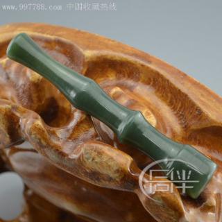 天然和田玉烟嘴玉质细腻高贵气派送礼上品